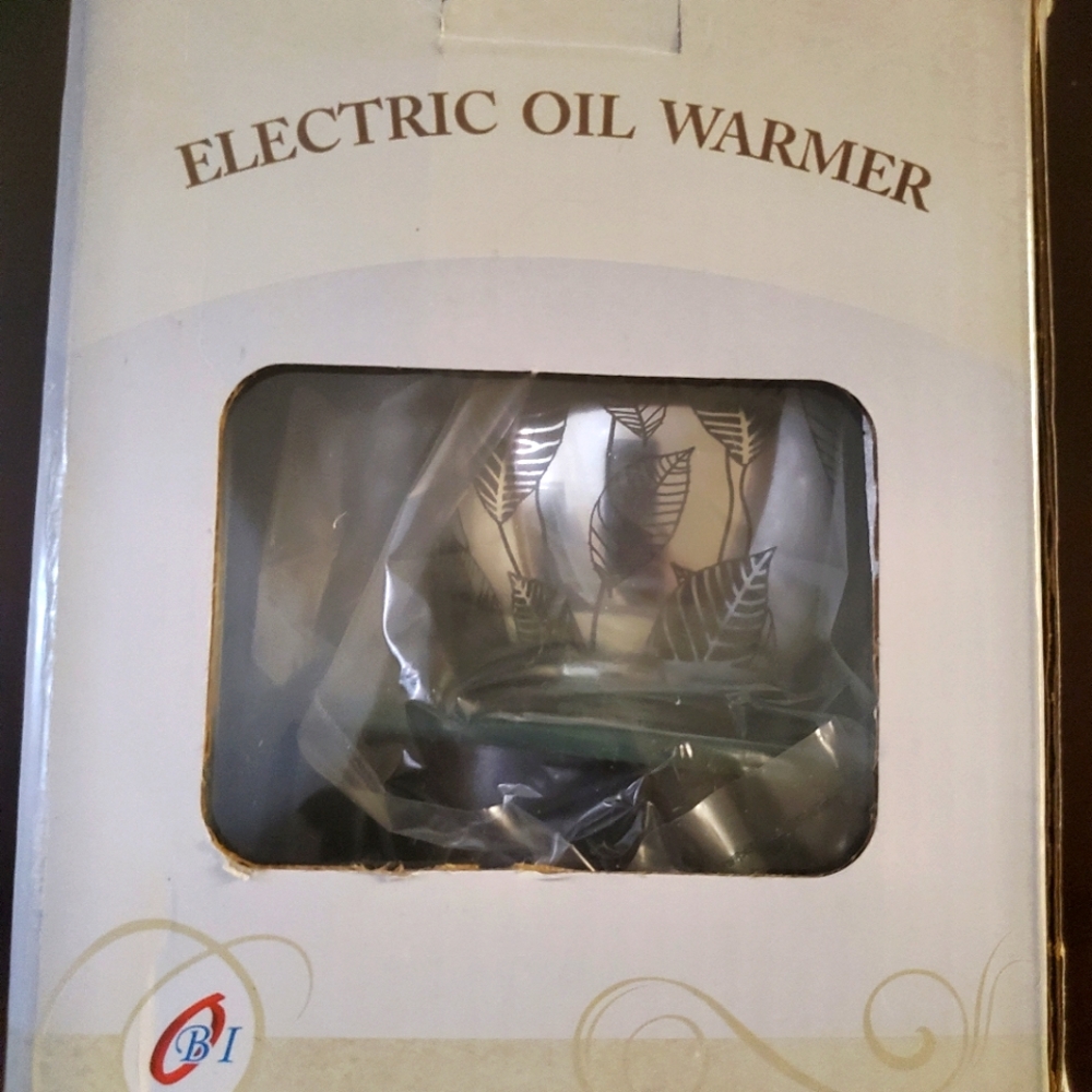 Silver Leaves Electric Oil Warmer